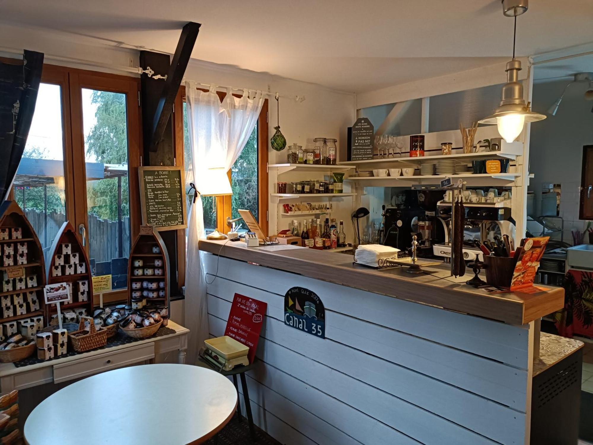 Hédé Ille Flottante, Maison Eclusiere Et Hebergements Insolites Sur Le Canal المظهر الخارجي الصورة
