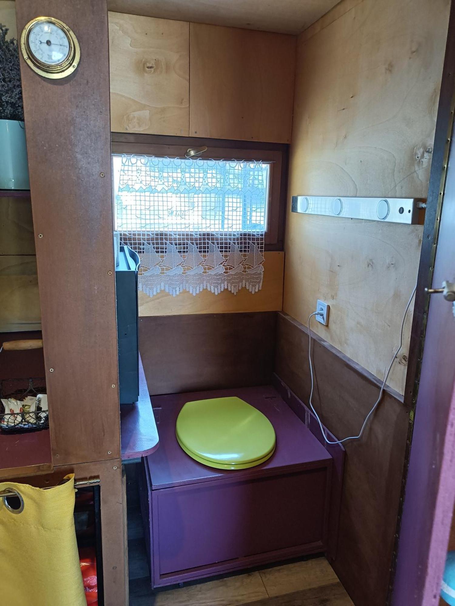 Hédé Ille Flottante, Maison Eclusiere Et Hebergements Insolites Sur Le Canal المظهر الخارجي الصورة